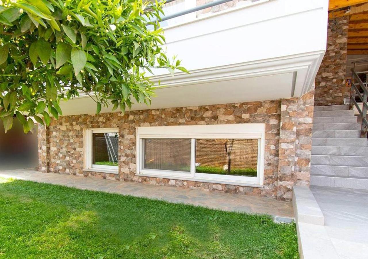 Franceska'S Guest House Artemida  Exterior foto